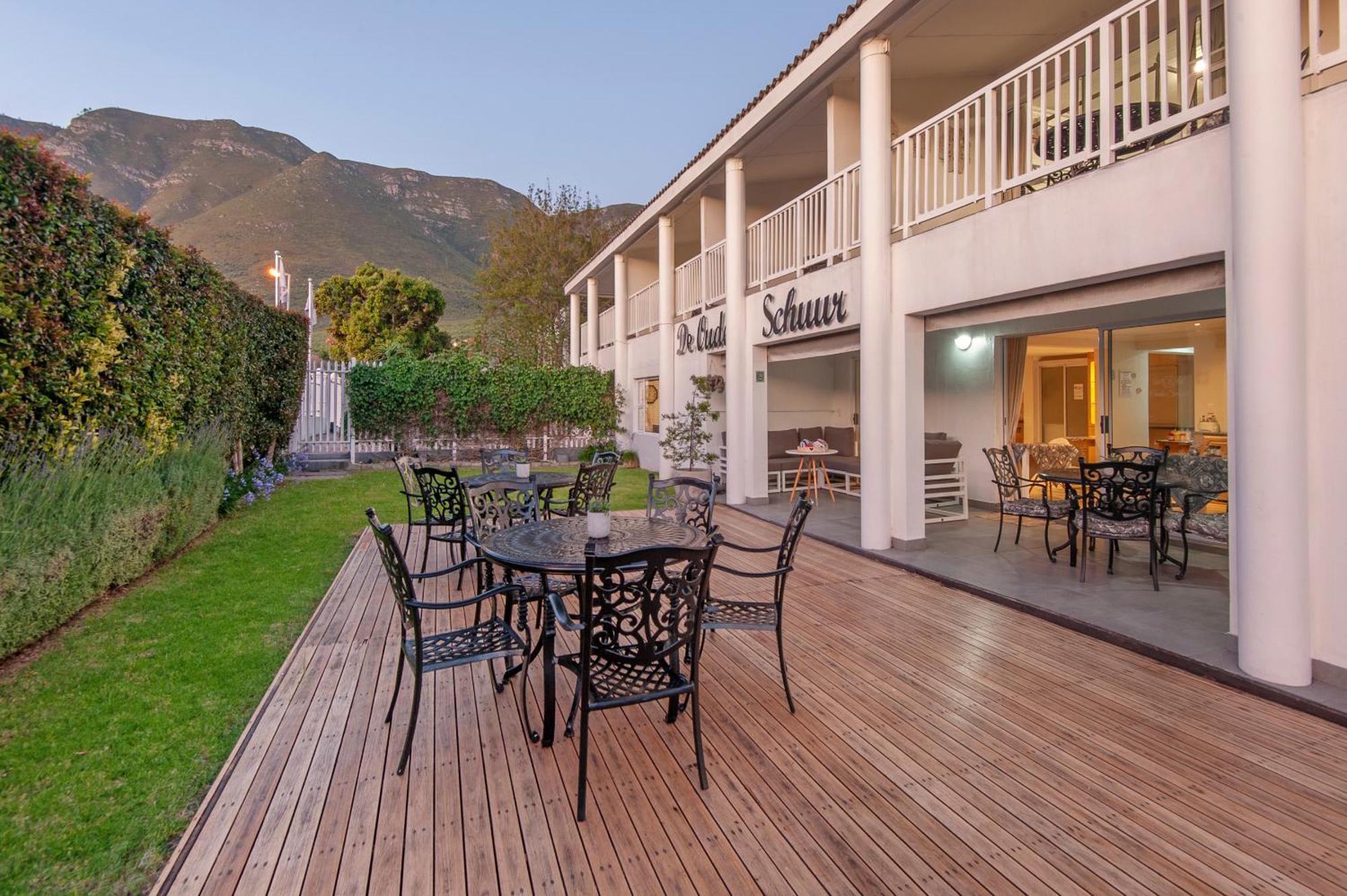 Oude Schuur Boutique Guesthouse Херманус Екстериор снимка