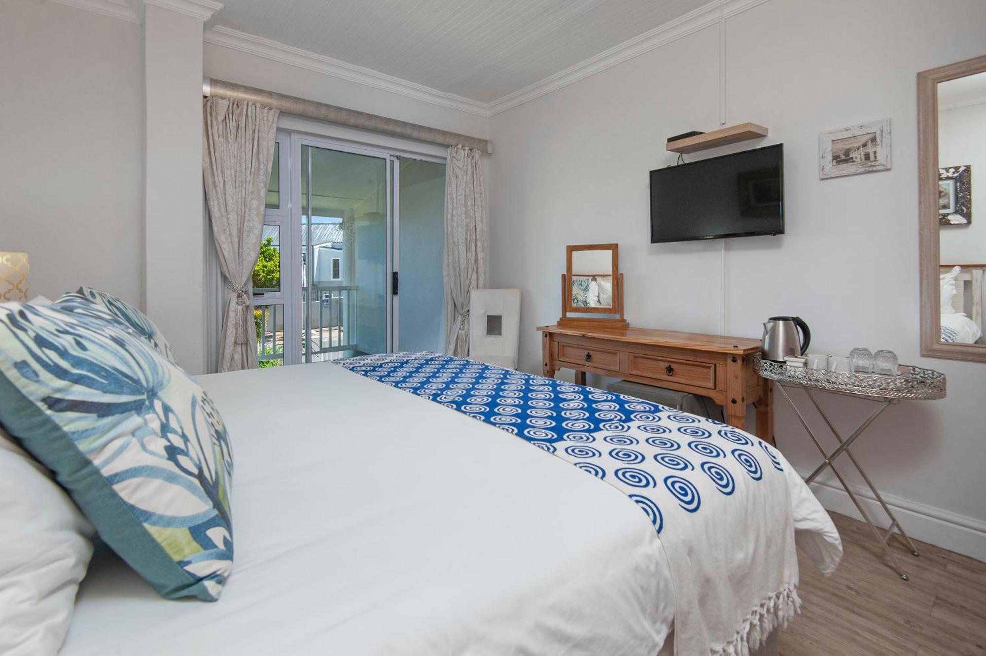 Oude Schuur Boutique Guesthouse Херманус Екстериор снимка